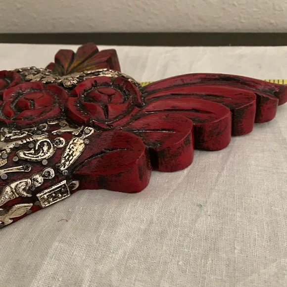 Mexican hand carved heart with little silver miracles charms - Picture 6 of 6